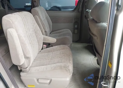 2002 Toyota Sienna Le from USA, damaged, VIN 4T3ZF13C22U474483